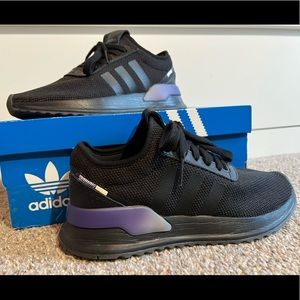 U_Path X W - womens size 7 1/2